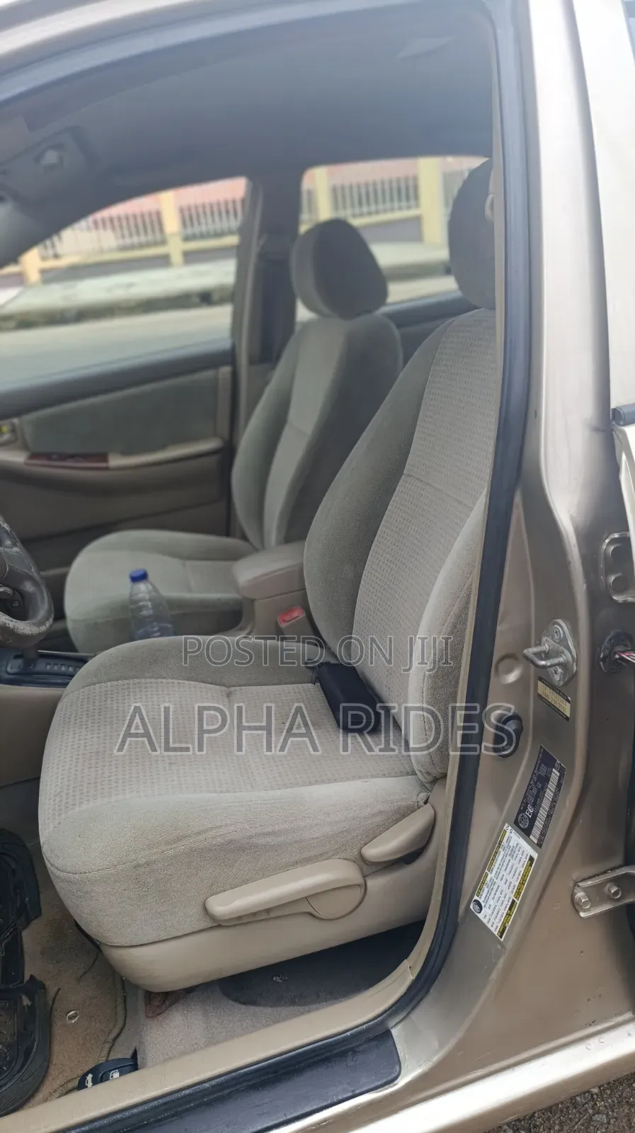 Toyota Corolla CE 2006 Gold
