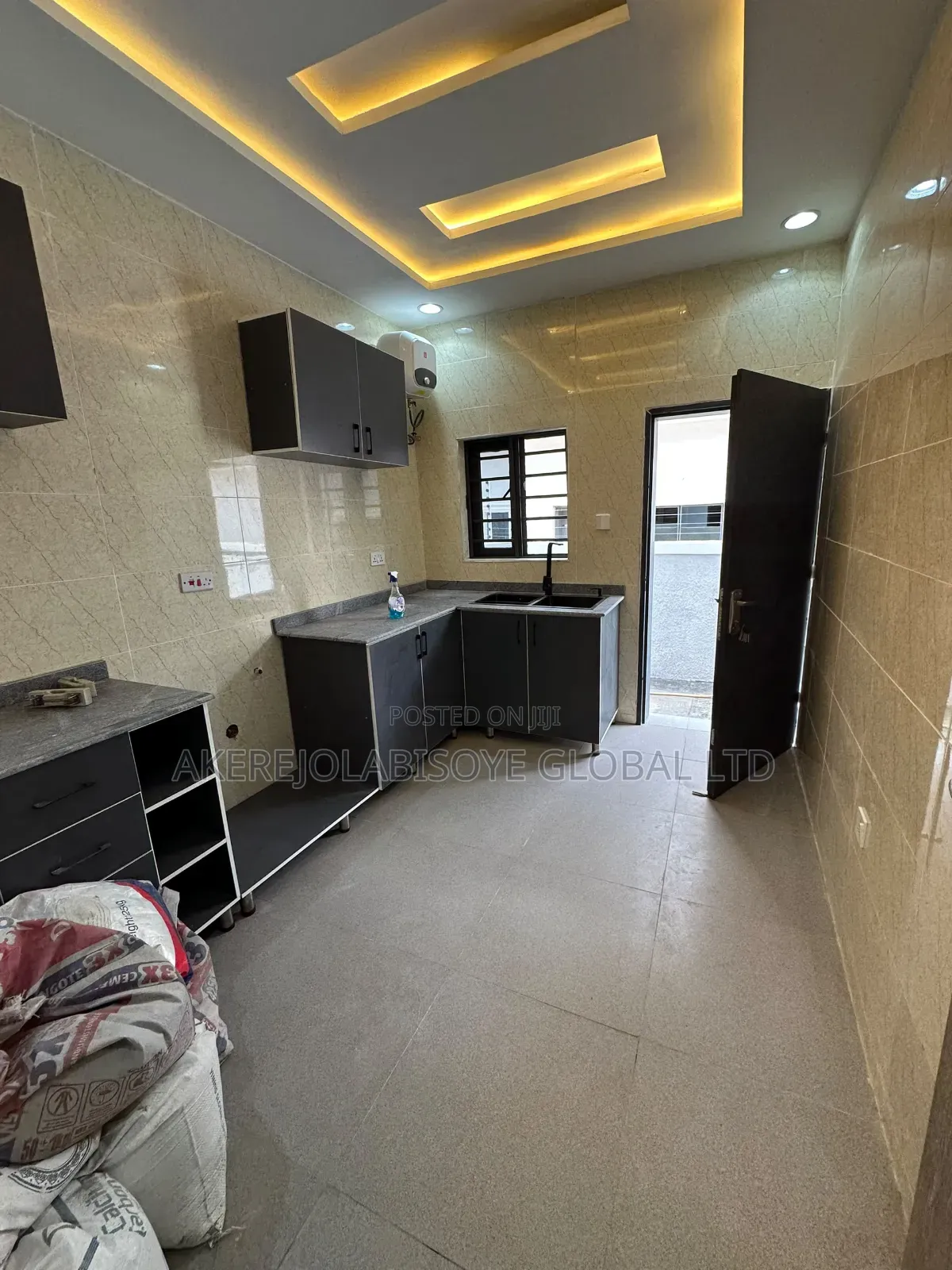 3bdrm Bungalow in Citec Mbora Abuja for sale