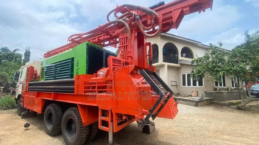 Heavy-Duty Elgi Pg 1200 Truck-Mounted Borehole Drilling Rig.