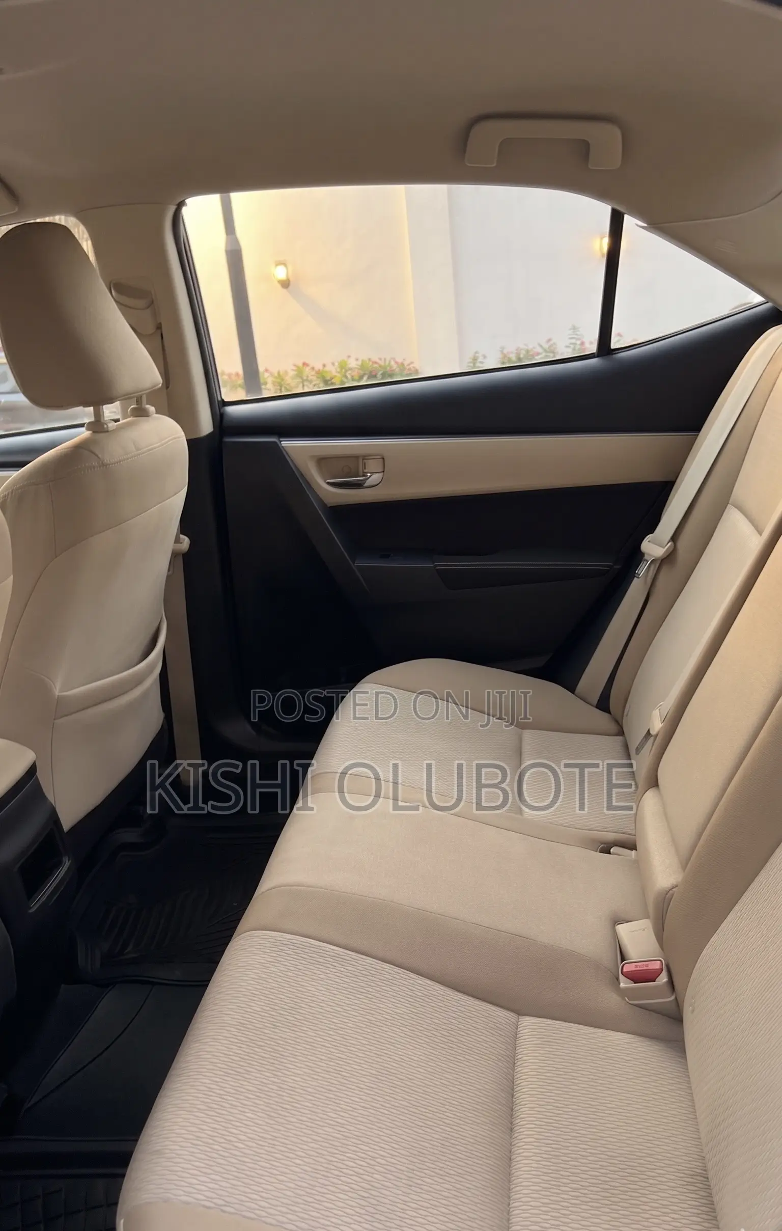 Toyota Corolla LE 4dr Sedan (1.8L 4cyl CVT) 2017 Blue