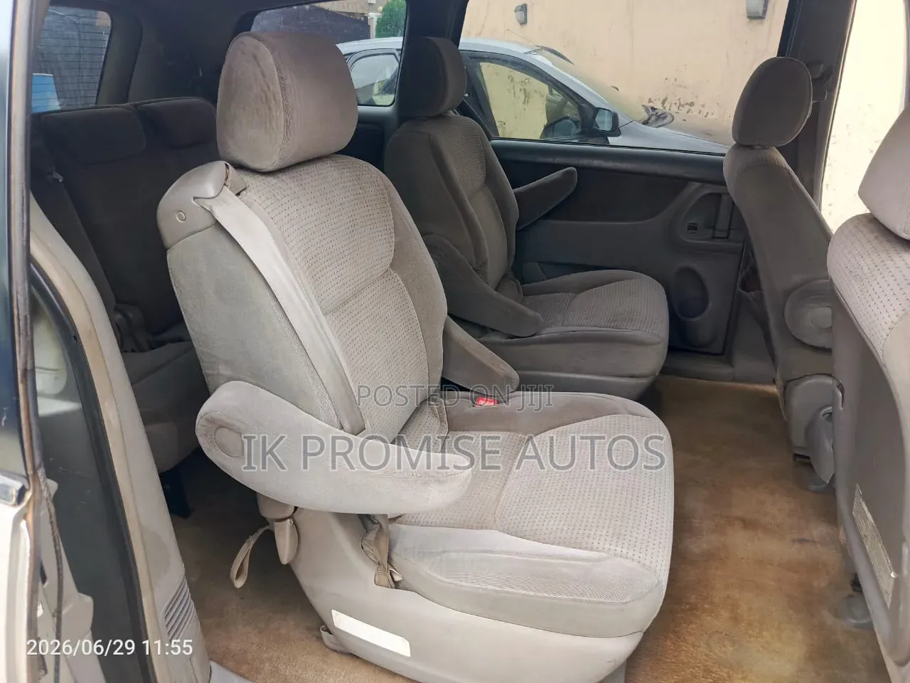 Toyota Sienna 2006 Gold