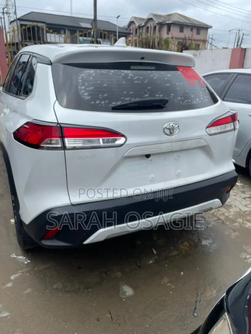 Toyota Corolla Cross 2023 Off white
