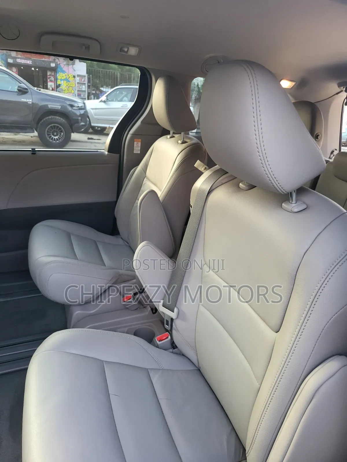 Toyota Sienna 2017 Blue