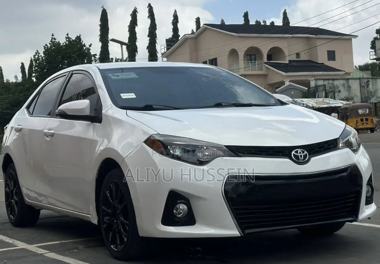 Toyota Corolla 2016 White
