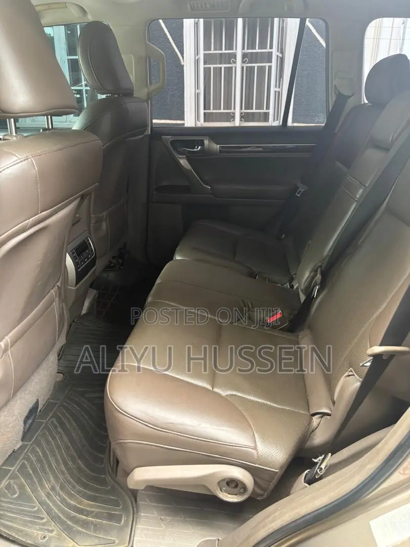 Lexus GX 2012 Brown