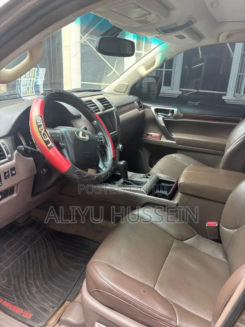 Lexus GX 2012 Brown