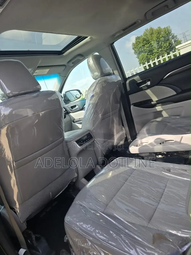 Toyota Highlander Limited 4dr SUV (3.5L 6cyl 6A) 2015 Black