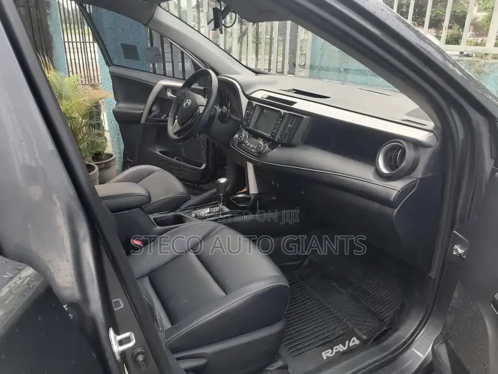 Toyota RAV4 2017 Black