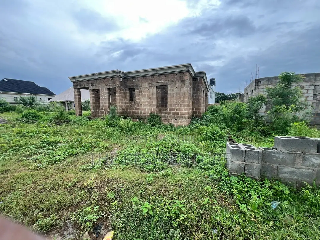 3bdrm Bungalow in Akala Express for sale