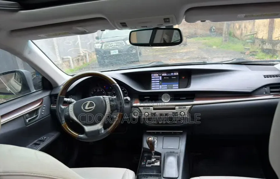Lexus ES 2014 Silver