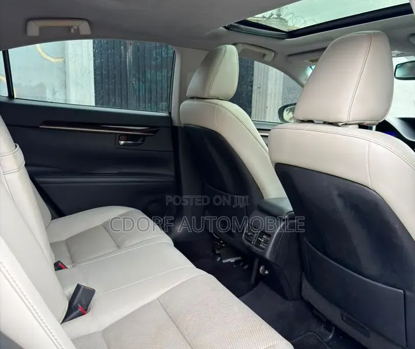 Lexus ES 2014 Silver
