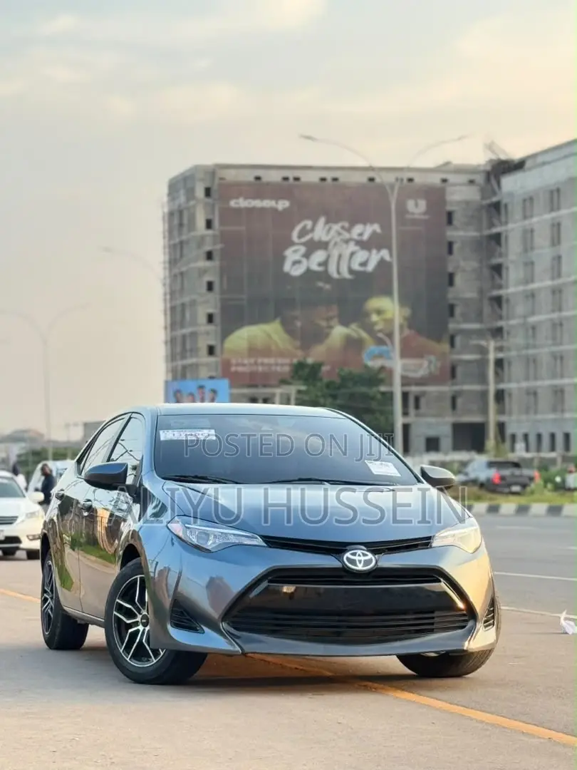 Toyota Corolla 2018 Gray