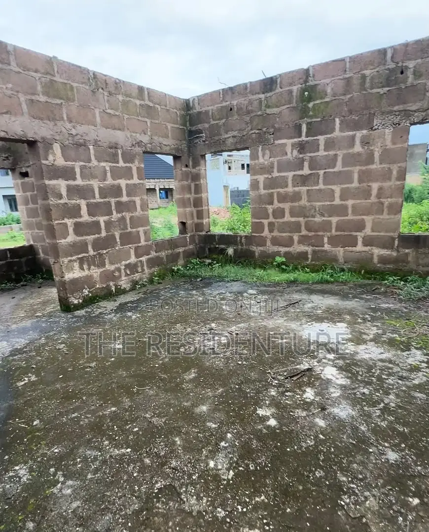 3bdrm Bungalow in Akala Express for sale