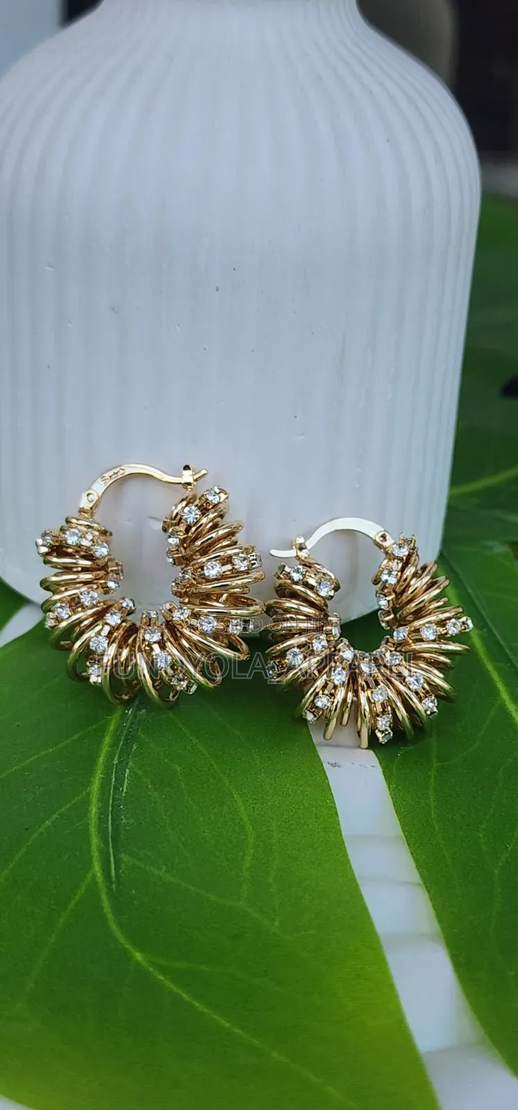 Midi Stoned Brasilian Earring