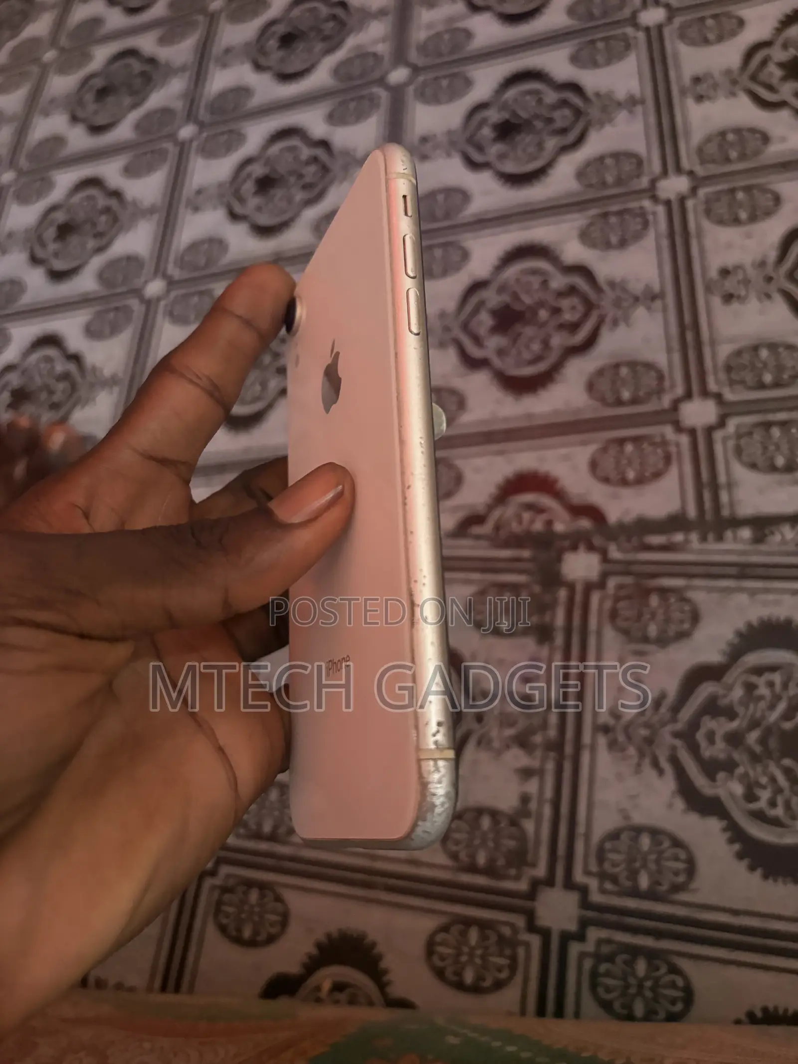 Apple iPhone XR 64 GB White