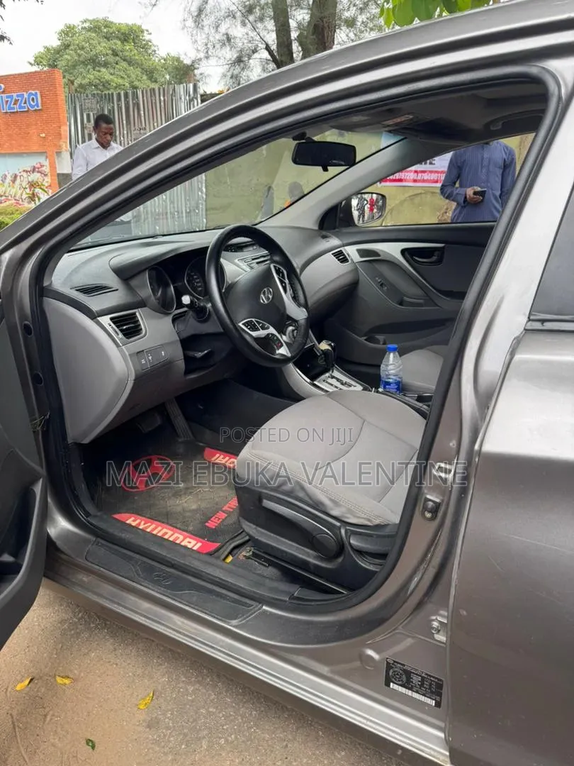 Hyundai Elantra 2014 Gray
