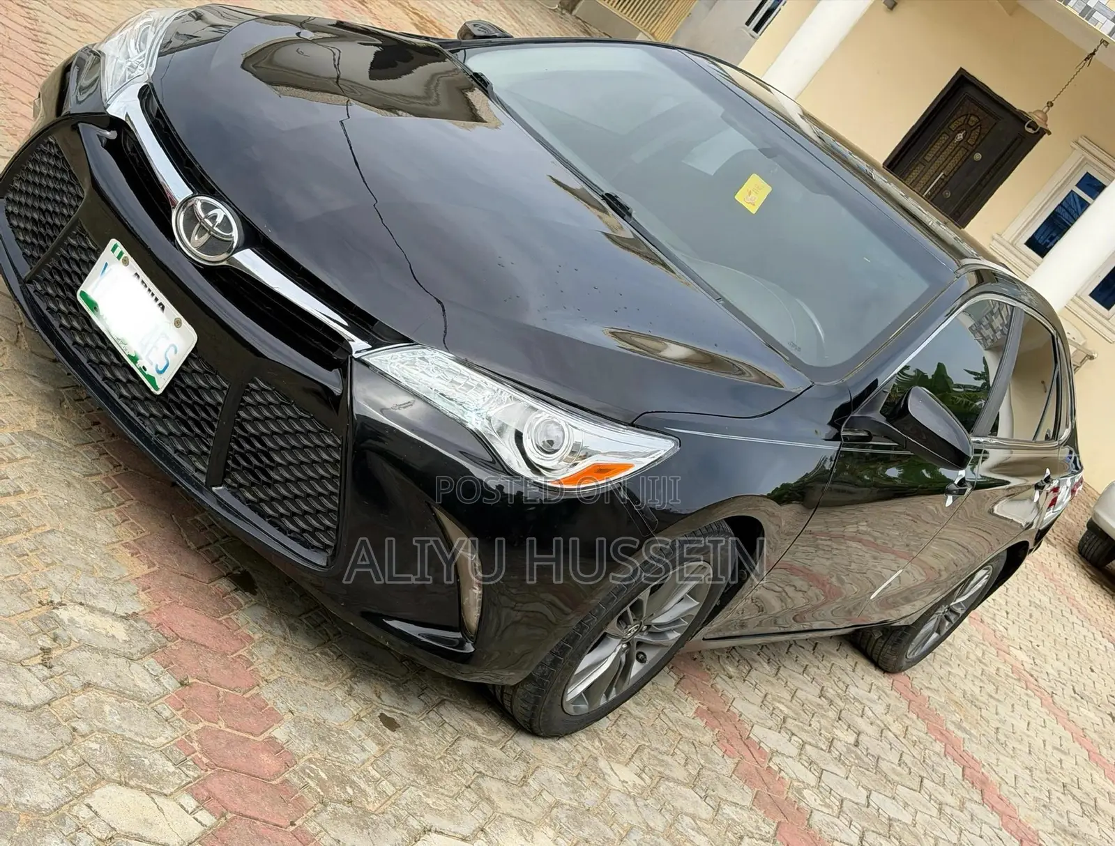 Toyota Camry 2016 Black
