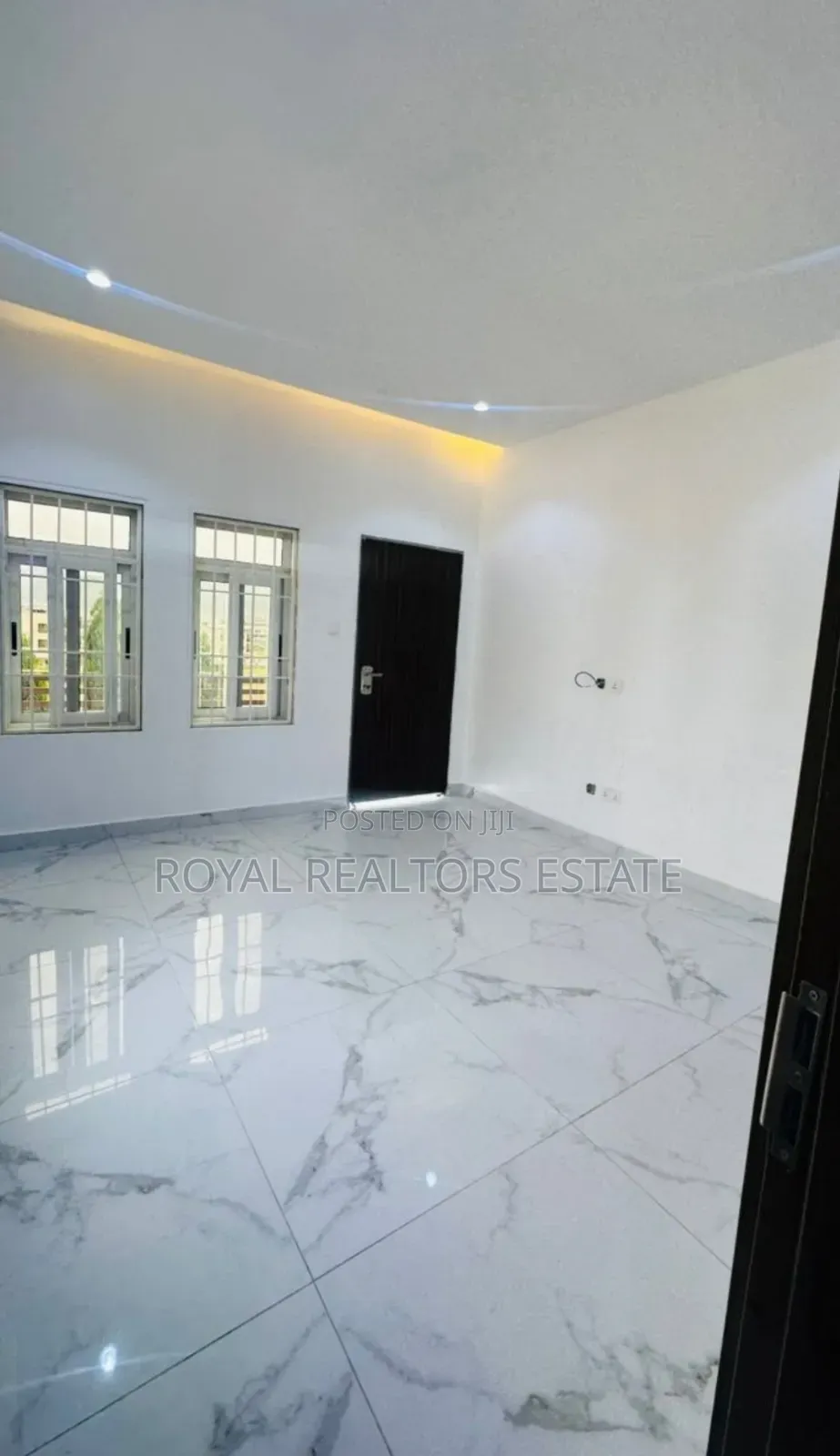 4bdrm Townhouse/Terrace in Mabushi for sale