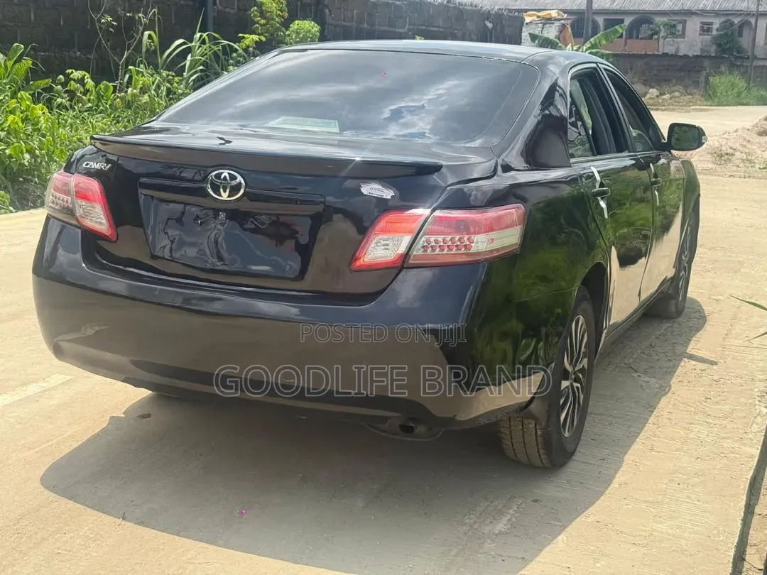 Toyota Camry XLE 4dr Sedan (2.4L 4cyl 5A) 2009 Matt Black