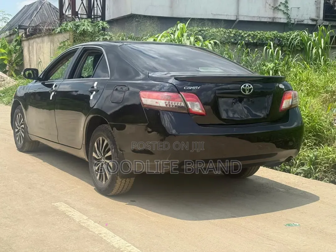 Toyota Camry XLE 4dr Sedan (2.4L 4cyl 5A) 2009 Matt Black