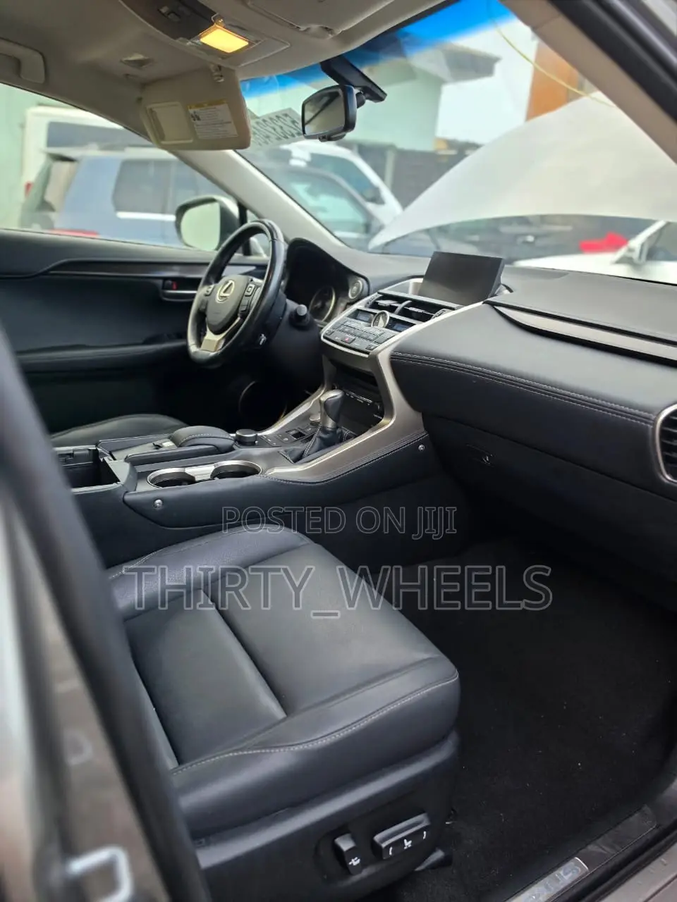 Lexus NX 2017 Gold