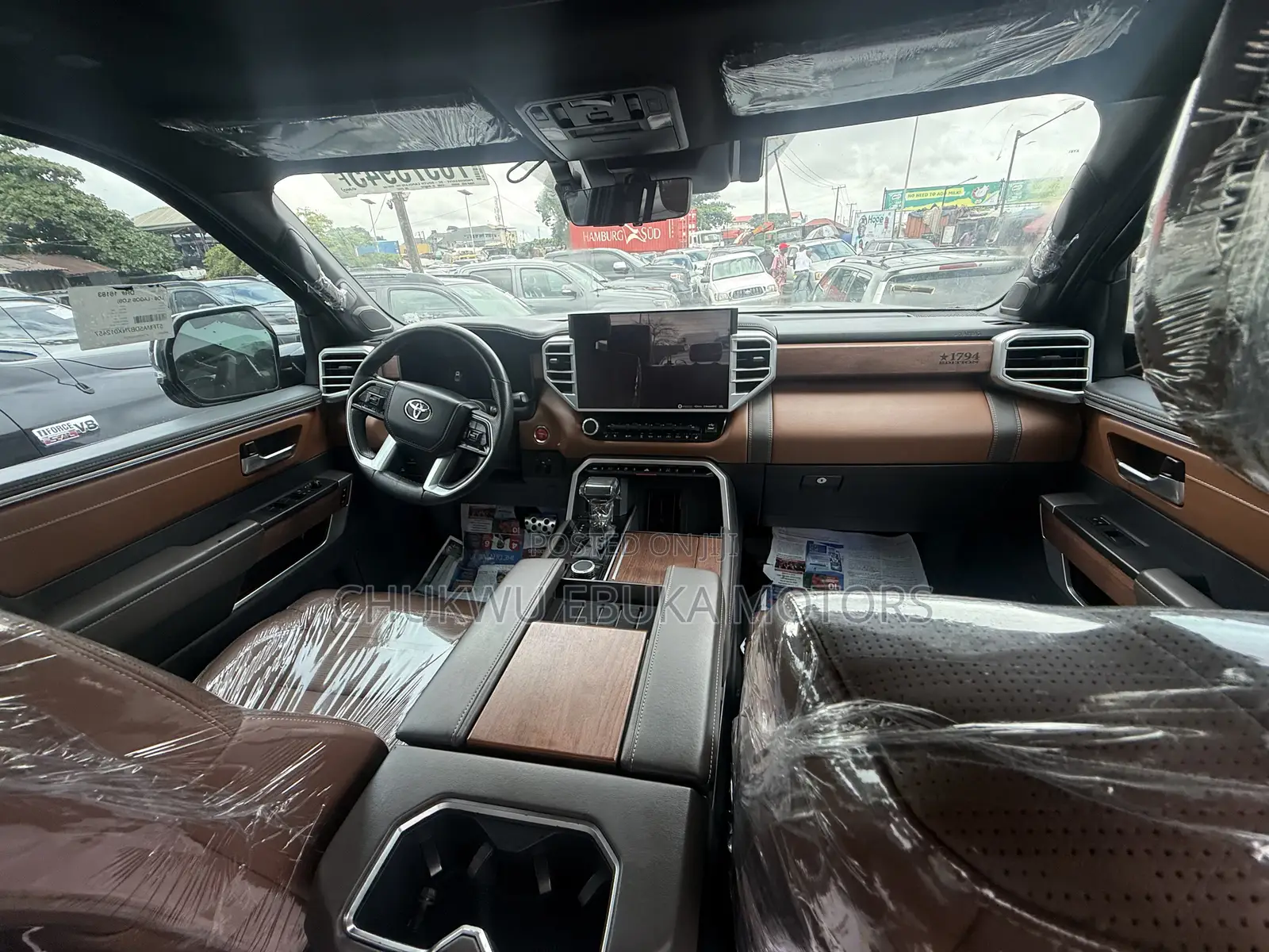 Toyota Tundra Platinum 2022 Black