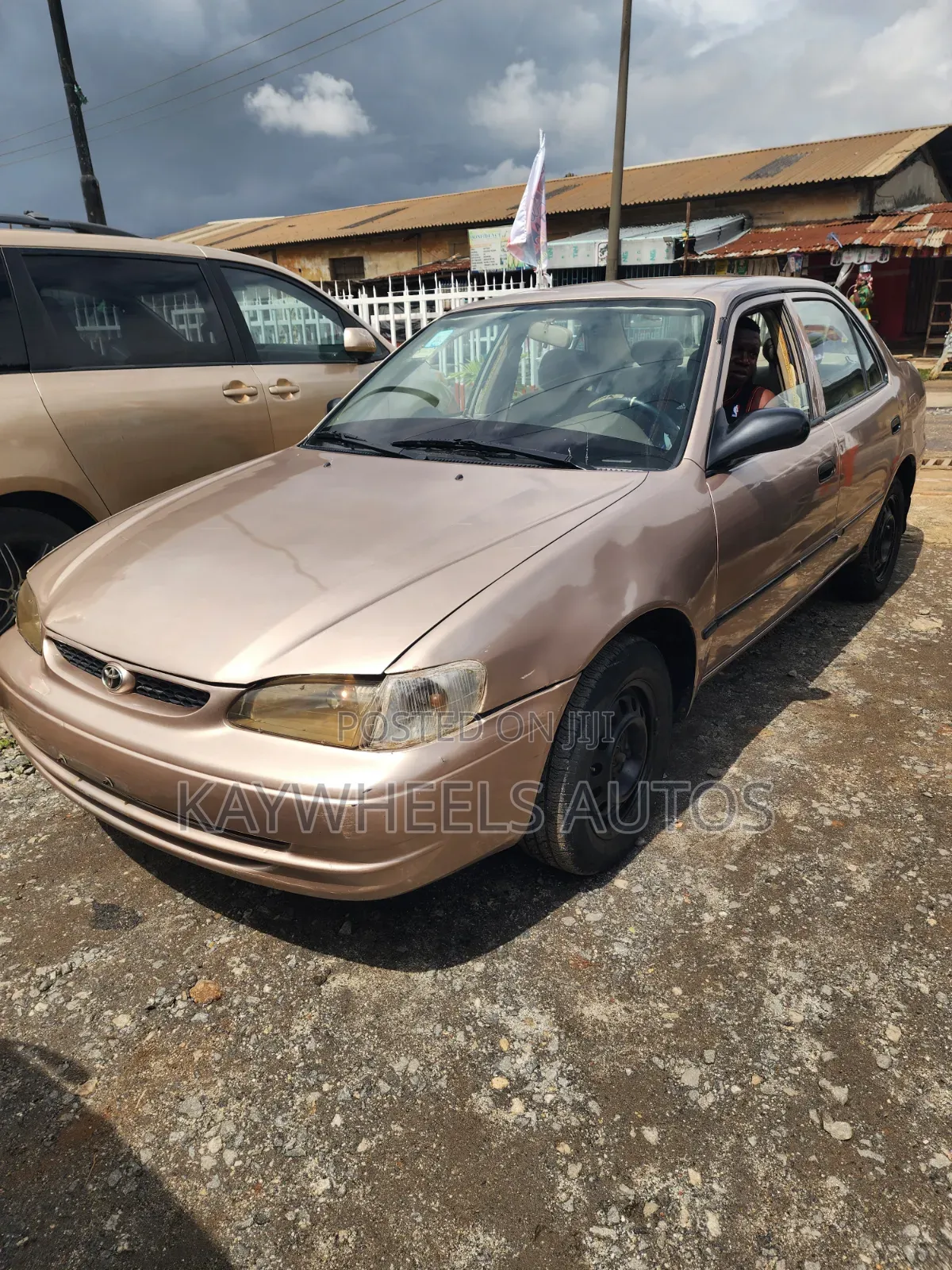 Toyota Corolla Sedan 2001 Gold