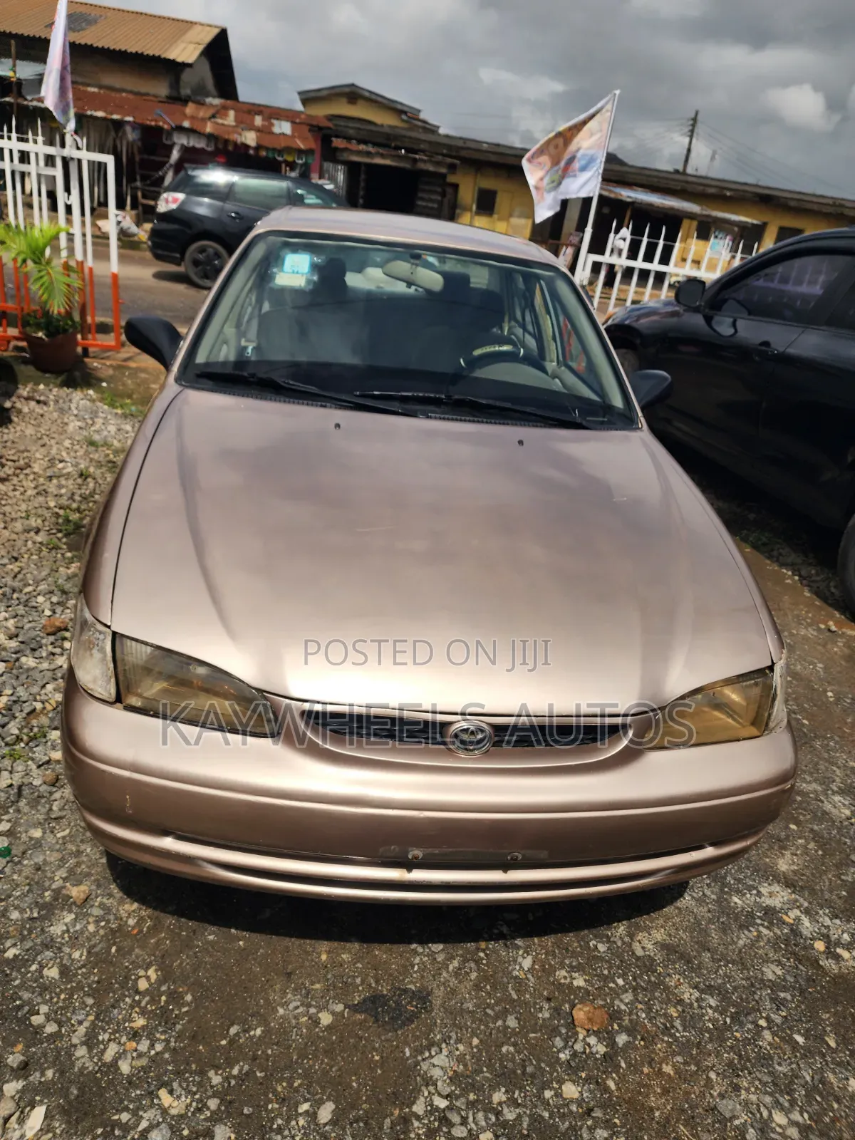 Toyota Corolla Sedan 2001 Gold