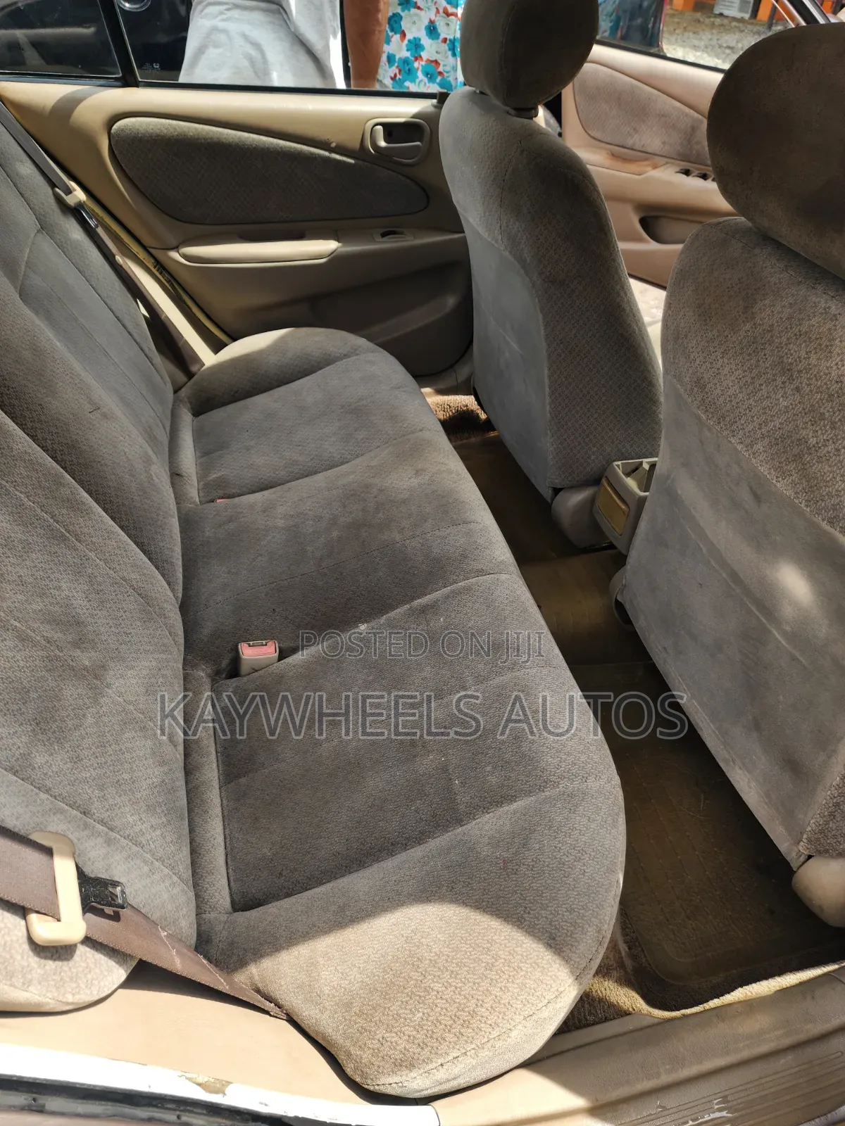 Toyota Corolla Sedan 2001 Gold
