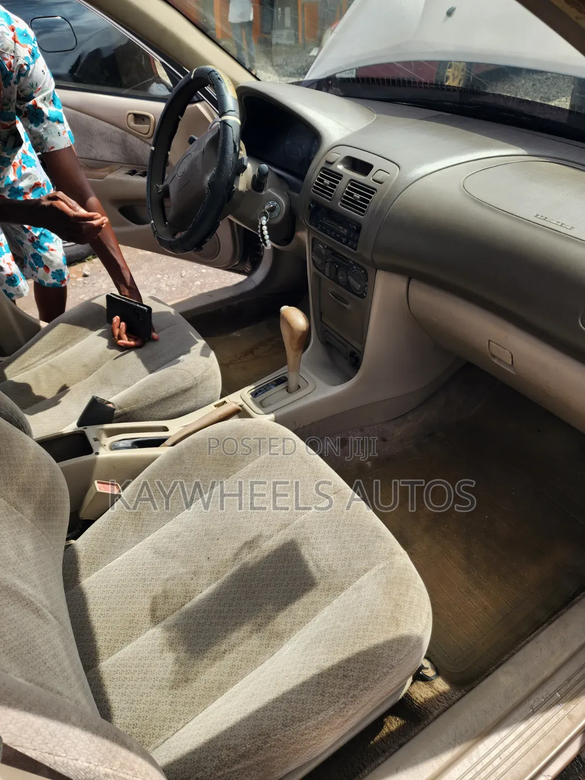 Toyota Corolla Sedan 2001 Gold