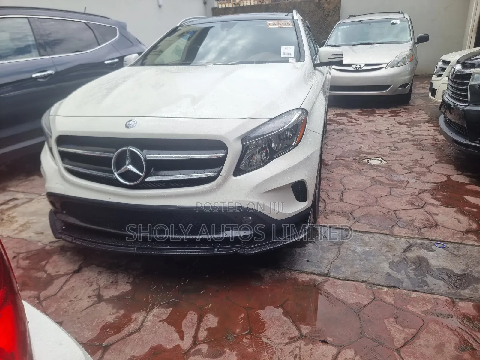 Mercedes-Benz GLA-Class 2016 White