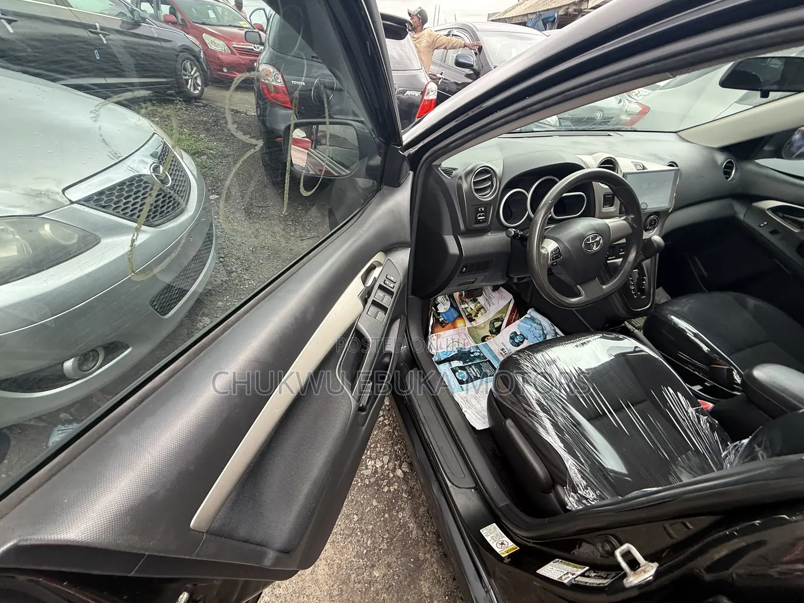 Toyota Matrix S Hatchback AWD (2.4L 4cyl) 2014 Black