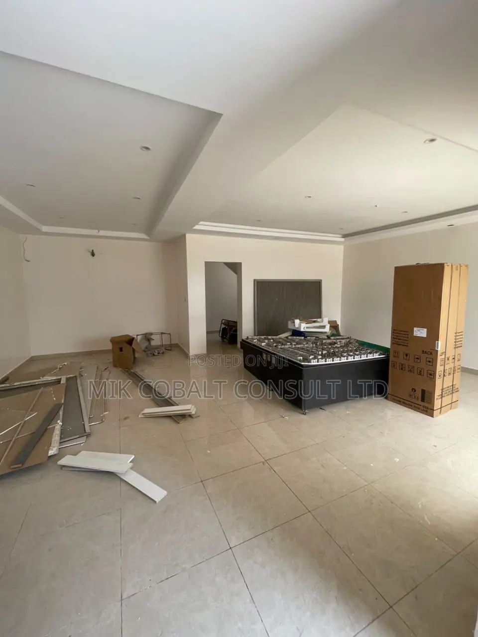 4bdrm Duplex in Close To Godab, Life Camp for rent