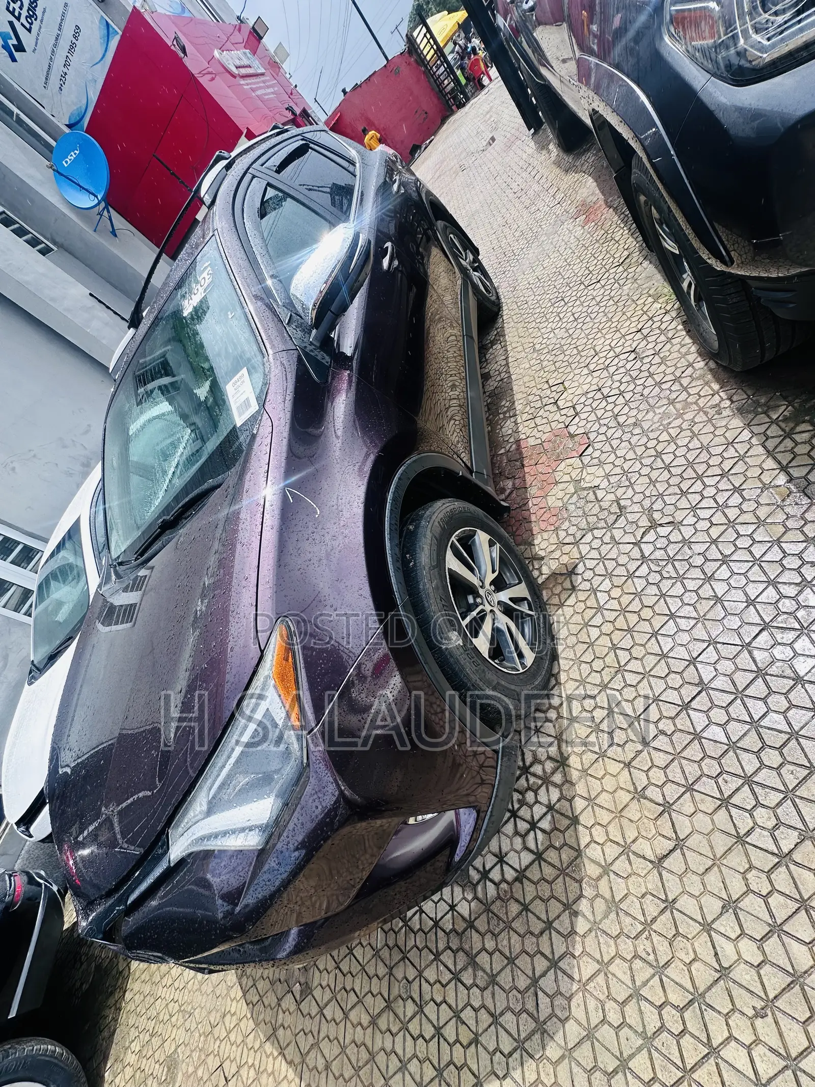 Toyota RAV4 XLE 4dr SUV AWD (2.5L 4cyl 6A) 2018 Purple