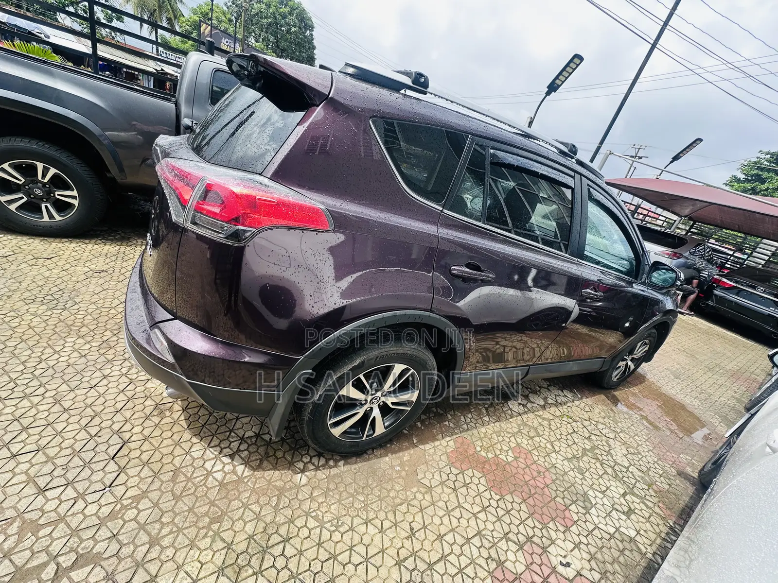 Toyota RAV4 XLE 4dr SUV AWD (2.5L 4cyl 6A) 2018 Purple
