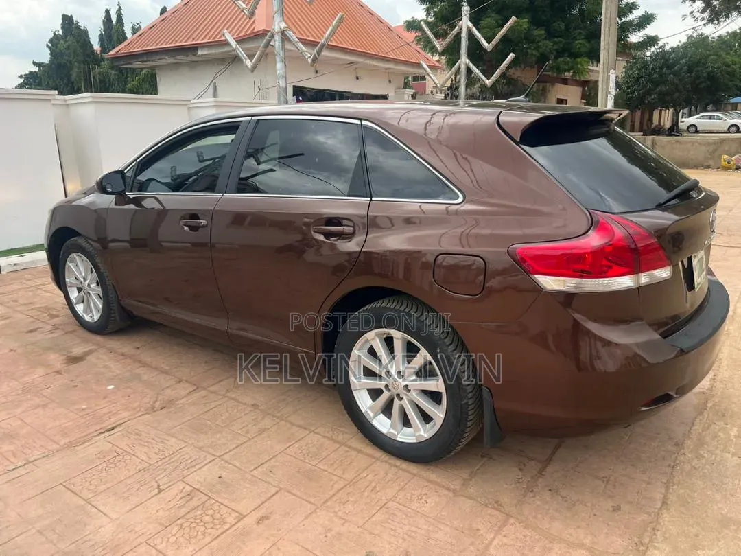 Toyota Venza 2011 Brown