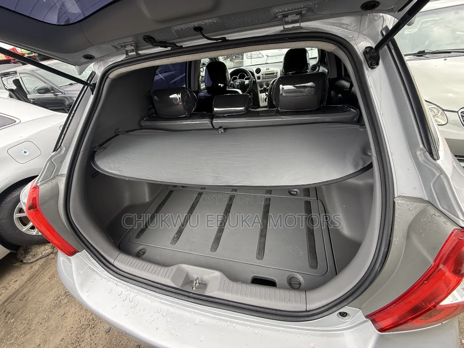 Toyota Matrix S Hatchback AWD (2.4L 4cyl 4A) 2013 Silver
