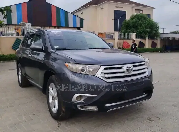 Toyota Highlander 2010 Red