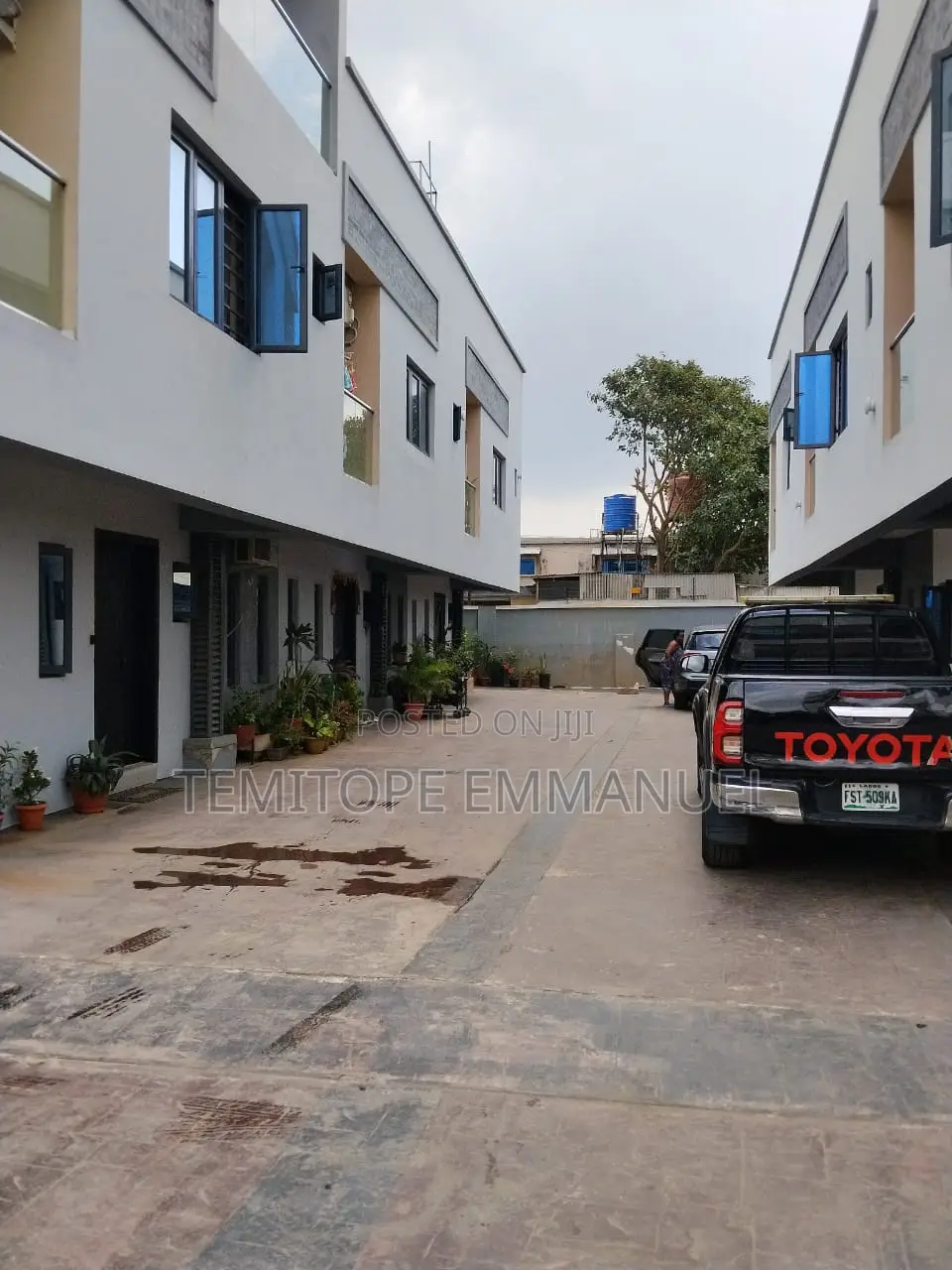 Furnished 4bdrm Duplex in Ilupeju for sale