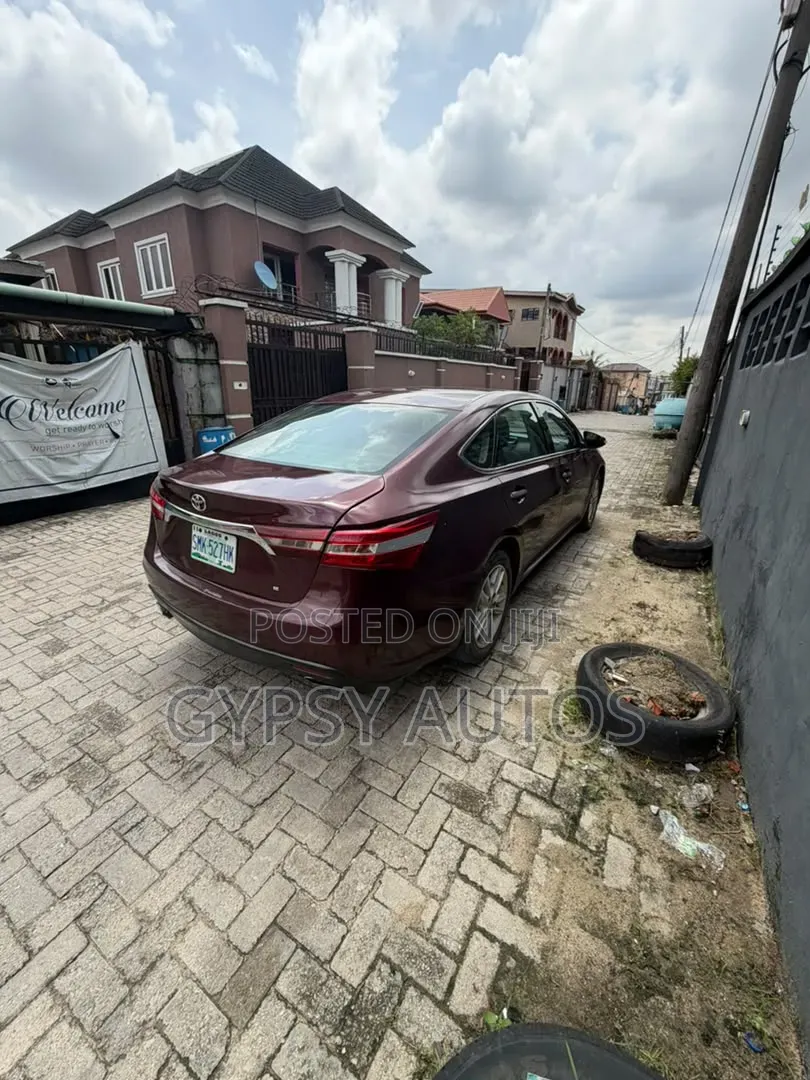 Toyota Avalon XLE 4dr Sedan (3.5L 6cyl 6A) 2014 Burgundy