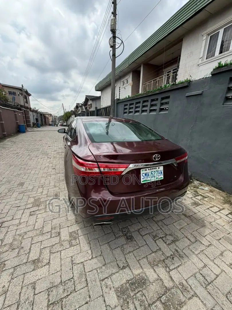 Toyota Avalon XLE 4dr Sedan (3.5L 6cyl 6A) 2014 Burgundy