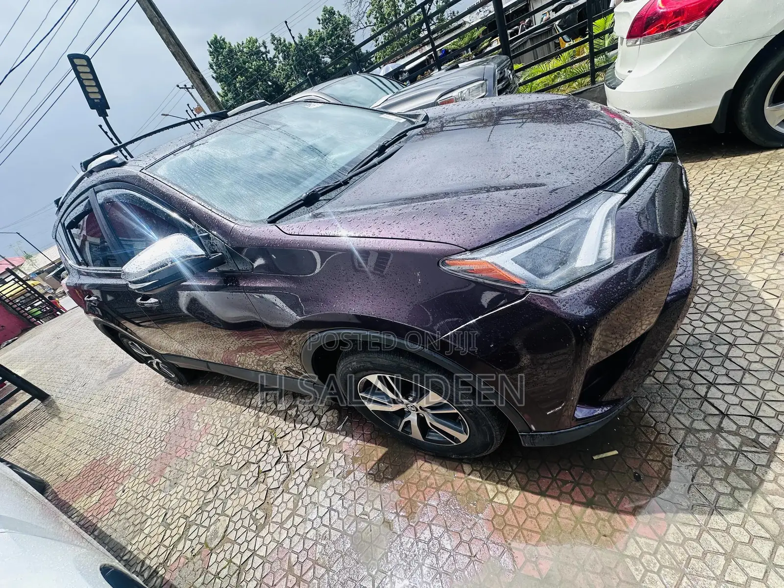 Toyota RAV4 XLE 4dr SUV AWD (2.5L 4cyl 6A) 2018 Purple