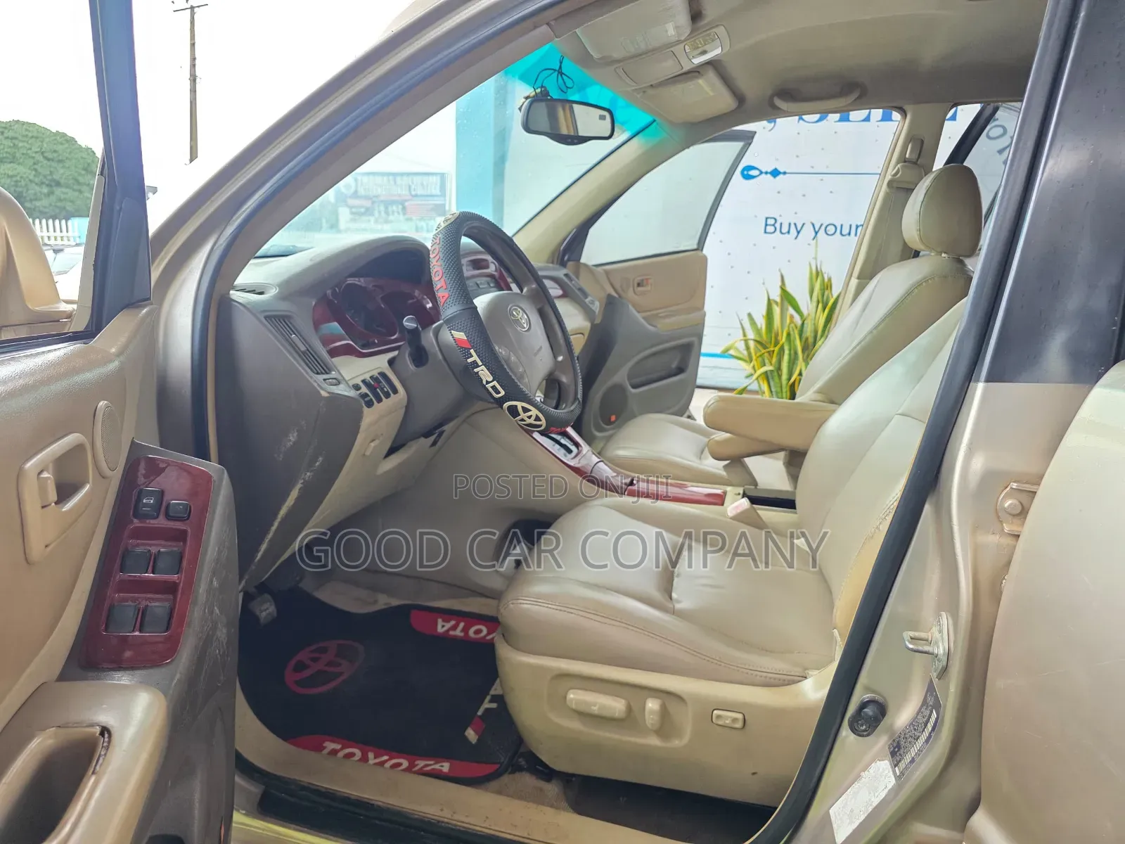 Toyota Highlander 2004 Gold