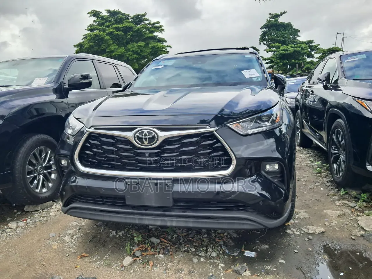 Toyota Highlander 2022 Black