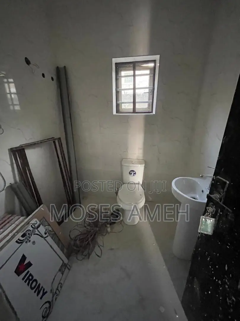 2bdrm Block of Flats in Wuye for rent
