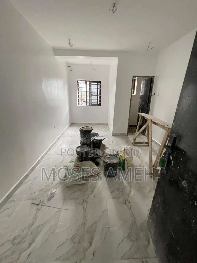 2bdrm Block of Flats in Wuye for rent