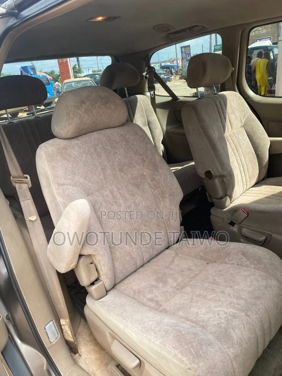Toyota Sienna 2000 Brown