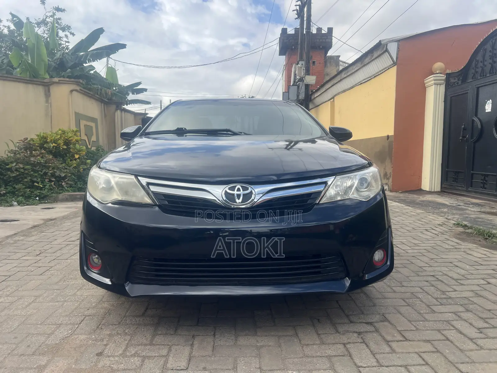 Toyota Camry LE 4dr Sedan (2.5L 4cyl 6A) 2013