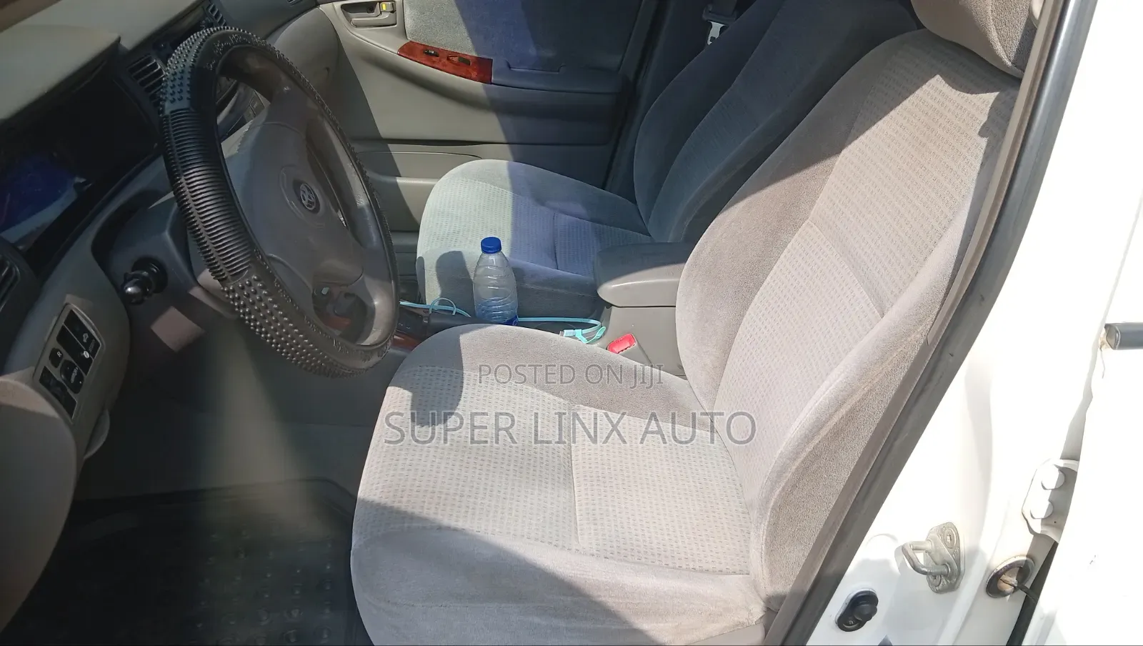 Toyota Corolla 2007 White
