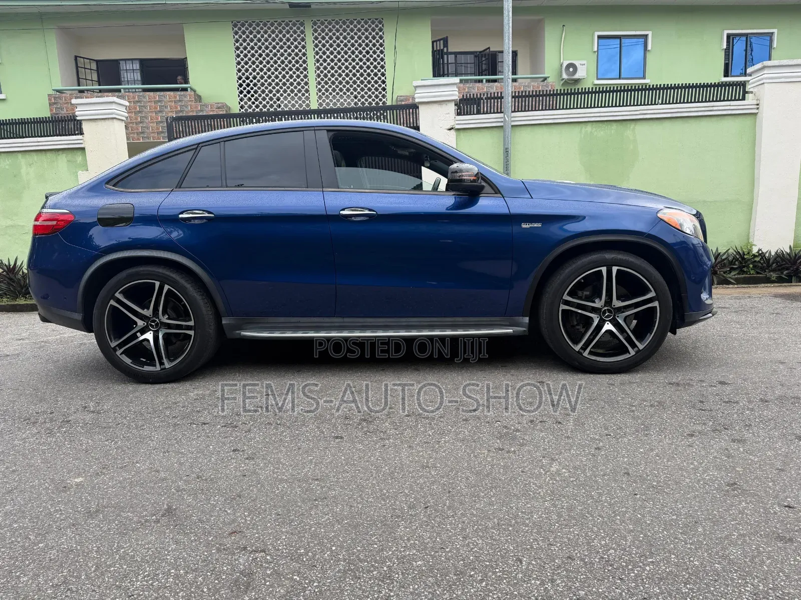 Mercedes-Benz GLE-Class 2019 Blue